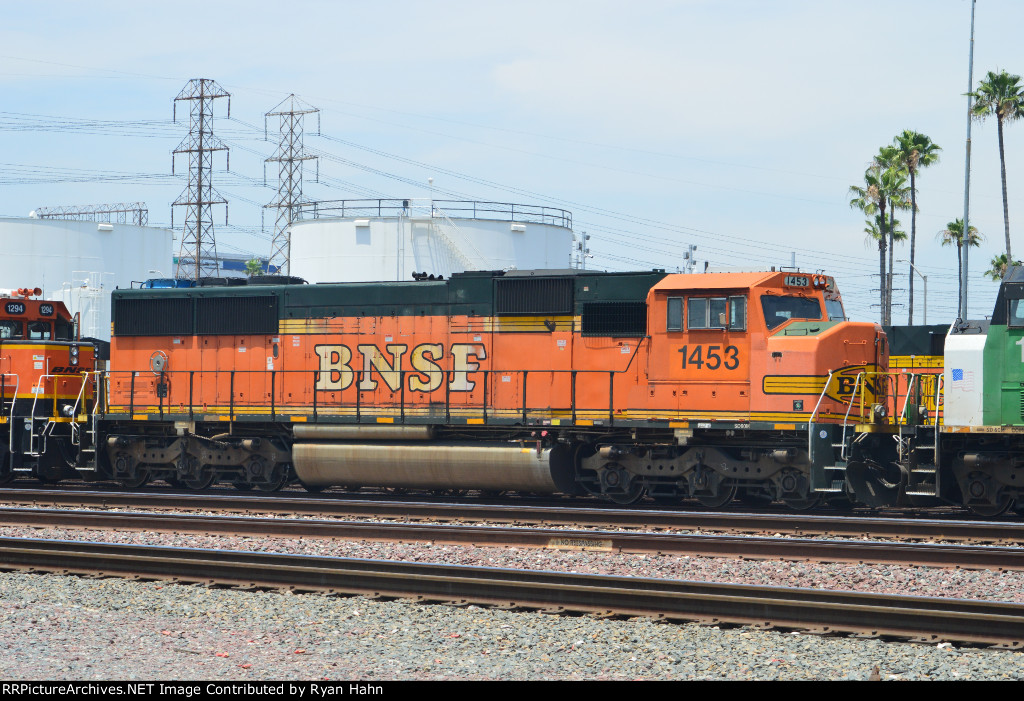 BNSF 1453